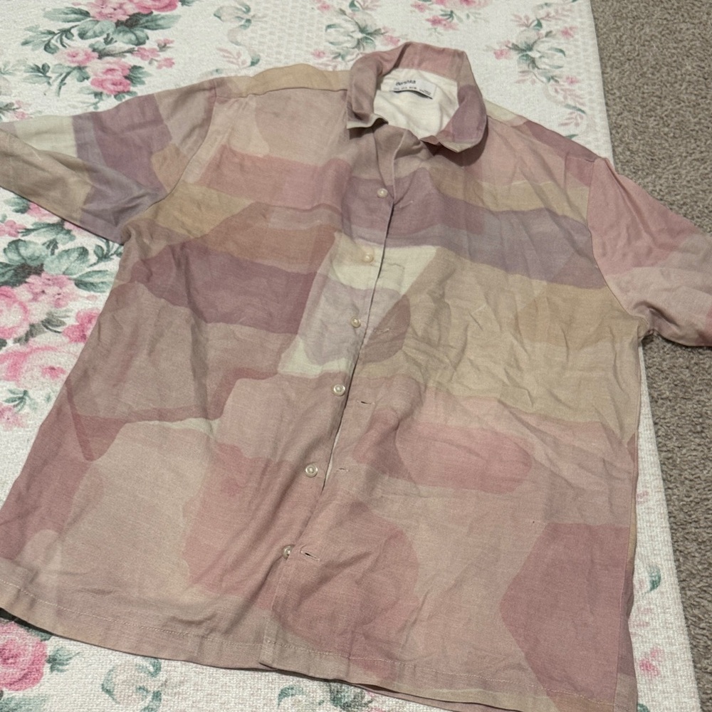 Multicolor Button-Up Shirt - Picture 2 of 2
